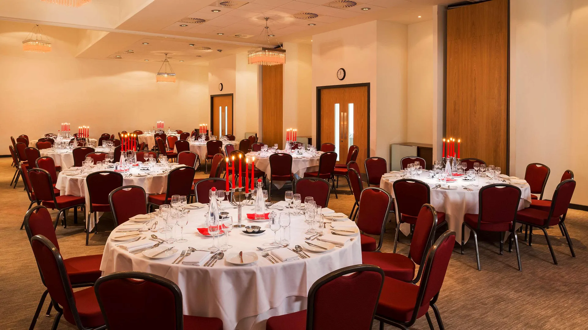 Park Inn By Radisson Aberdeen 3*,